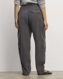 Everlane Pants|Tapered Pants*The Chino in Buttersoft