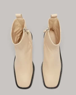 Everlane Shoes|Boots*The City Boot