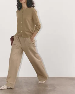 Everlane Sweaters|Crew Sweaters*The Classic Cardigan in Cashmere