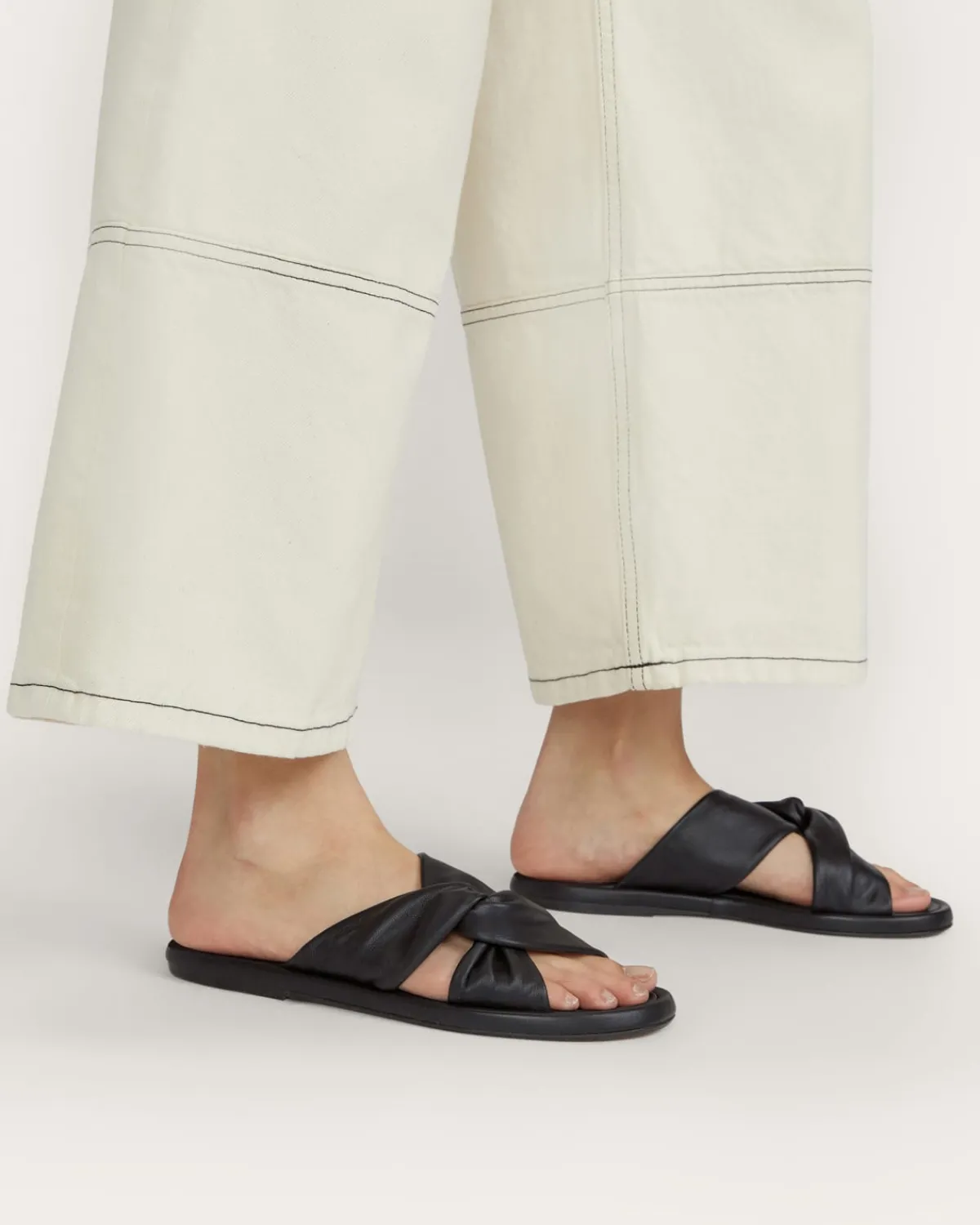 Everlane Shoes|Sandals*The Day Twist Sandal