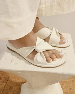Everlane Shoes|Sandals*The Day Twist Sandal