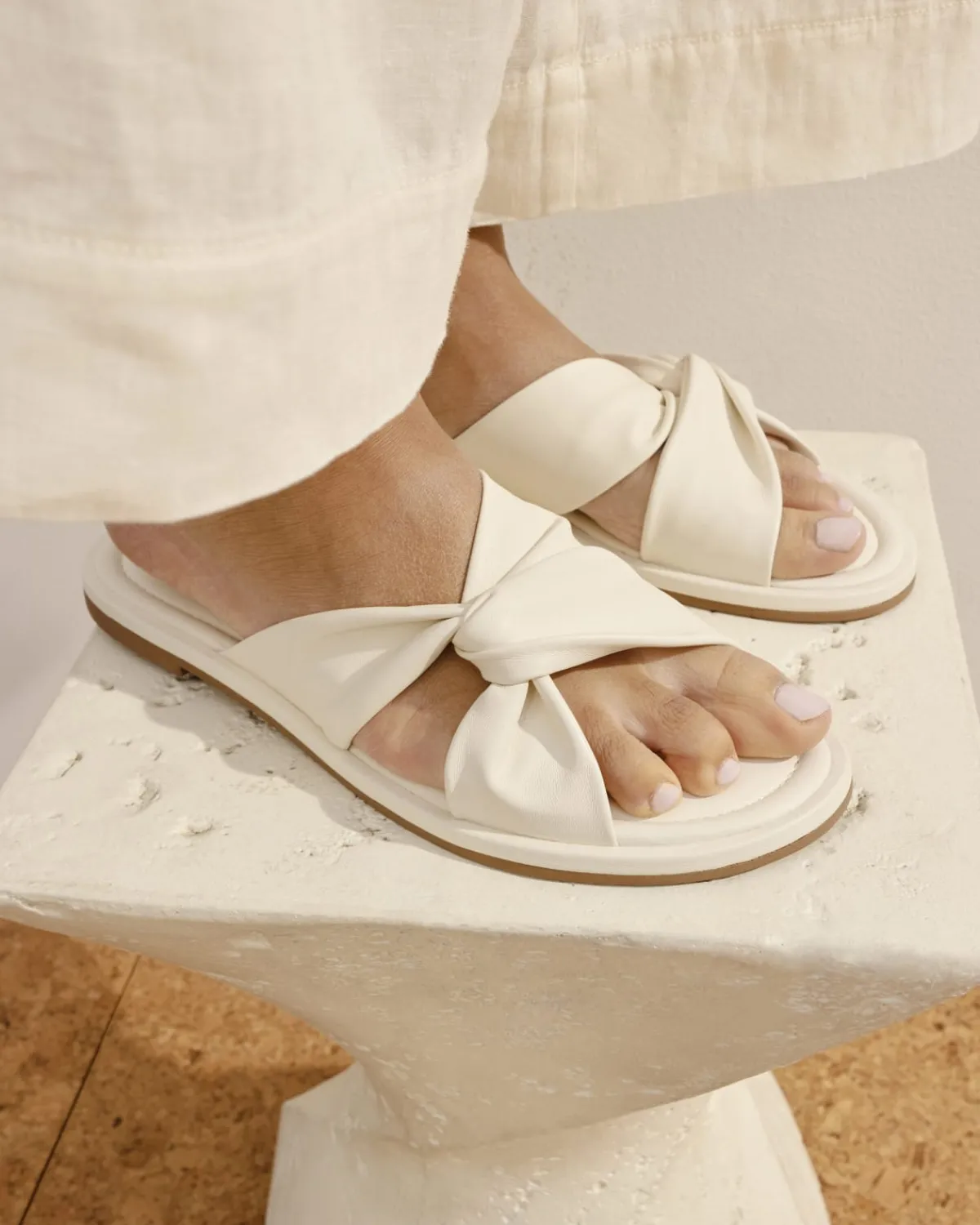 Everlane Shoes|Sandals*The Day Twist Sandal