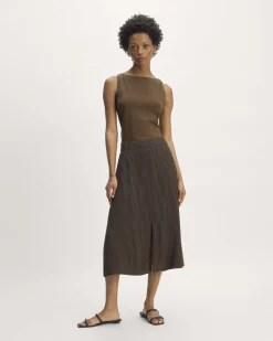 Everlane Tops*The Form Boatneck Tank