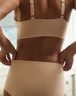Everlane Intimates*The Invisible High-Rise Hipster