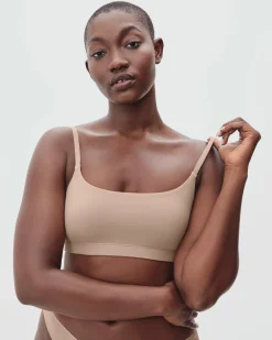 Everlane Intimates*The Invisible Square-Neck Bralette