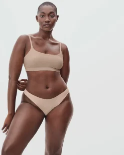 Everlane Intimates*The Invisible Square-Neck Bralette