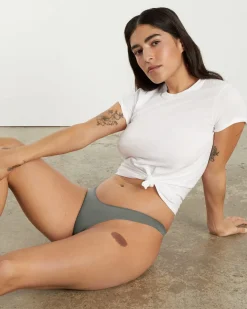 Everlane Curvy Jeans|Jeans*The Invisible Thong Vintage Indigo