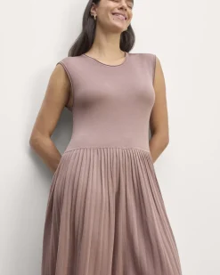 Everlane Dresses*The Knit Pleated Dress