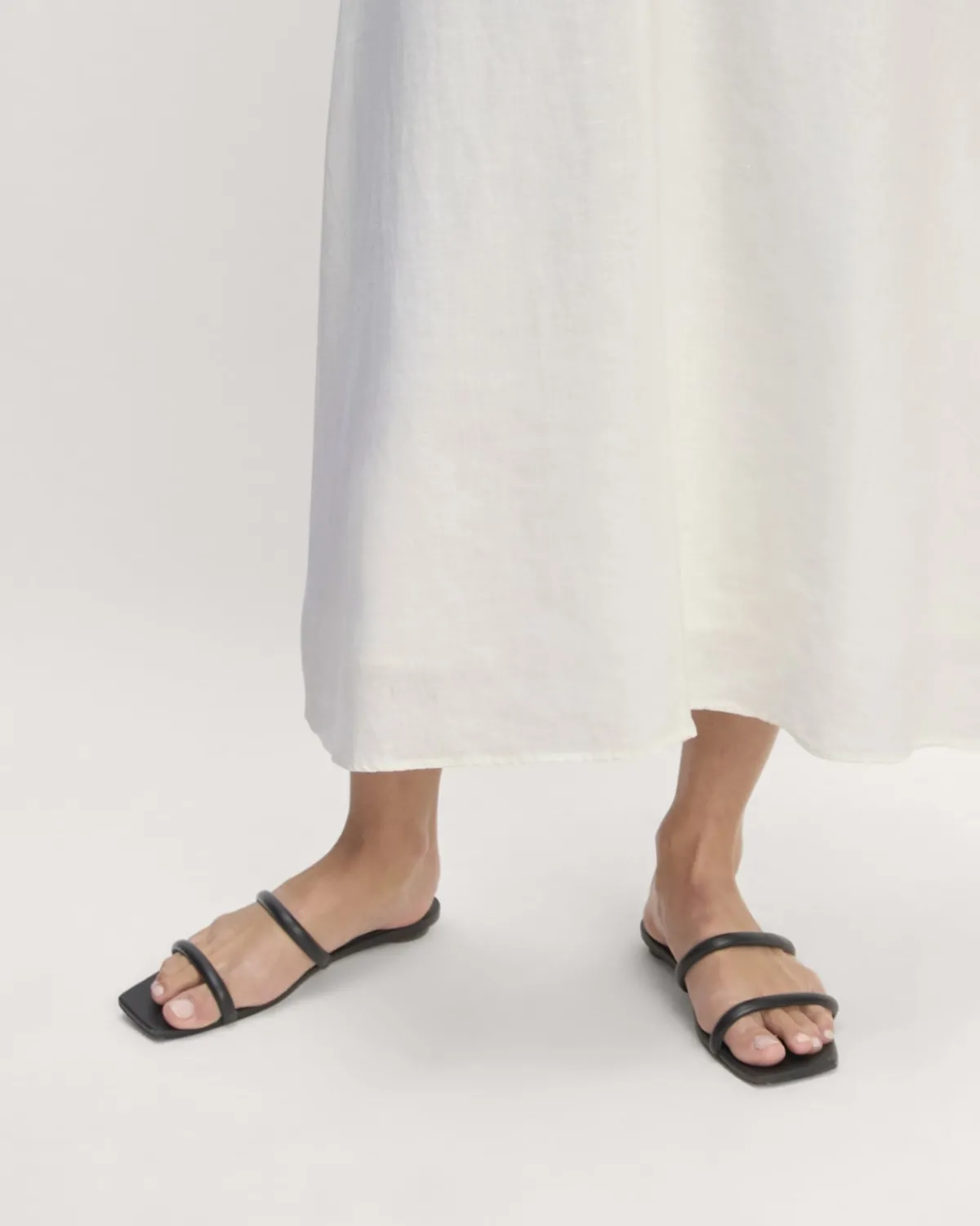Everlane Dresses*The Linen Halter-Neck Dress