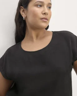 Everlane Tops*The Muscle Top in Butterlite