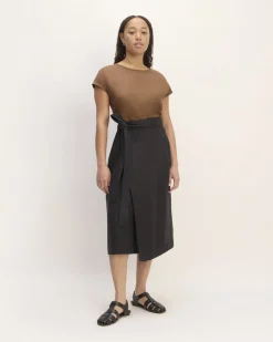 Everlane Tops*The Muscle Top in Linen