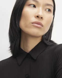 Everlane Tops*The Must-Have Shirt in Butterluxe