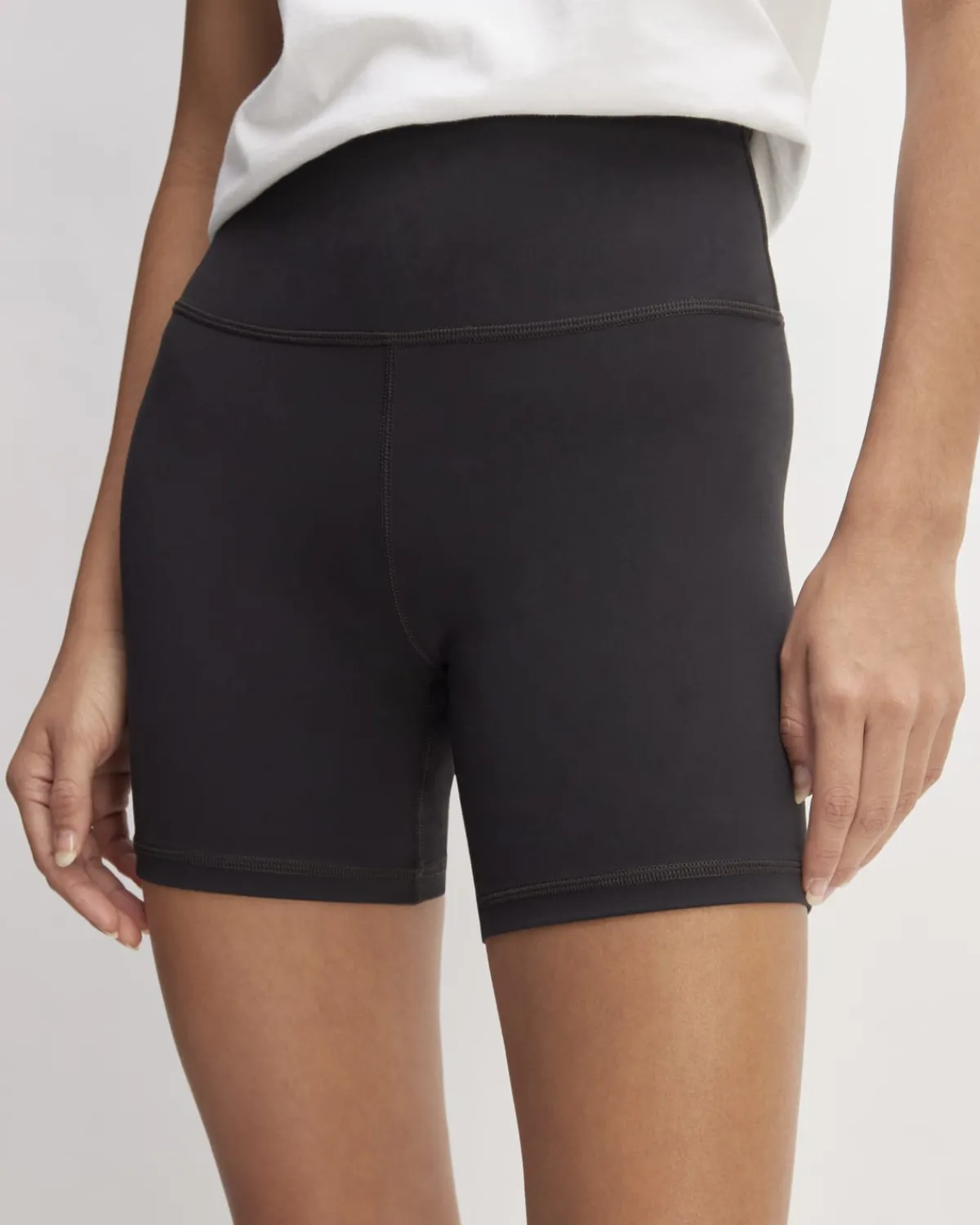 Everlane Loungewear*The Perform Bike Short