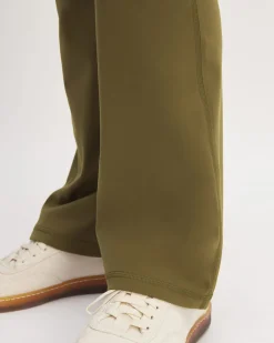 Everlane Loungewear*The Perform Flare Legging