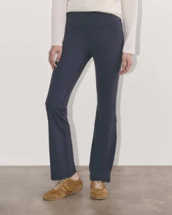 Everlane Loungewear*The Perform Flare Legging