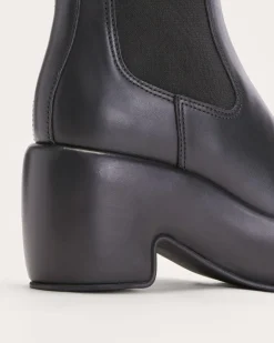 Everlane Shoes|Boots*The Puffa Boot Black