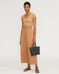 Everlane Tees|Short Sleeve Tees*The Rib Soft Knit Scoop-Neck Tee Caramel