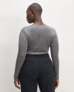 Everlane Tops*The Ruched V-Neck Tee in Butterluxe