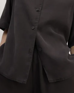 Everlane Tops*The Short-Sleeve Shirt in Butterlite