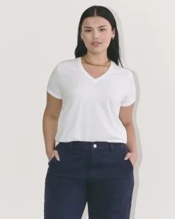 Everlane Tees|Short Sleeve Tees*The Slim V-Neck Tee in Essential Cotton
