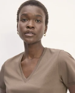 Everlane Tees|Short Sleeve Tees*The Slim V-Neck Tee in Essential Cotton