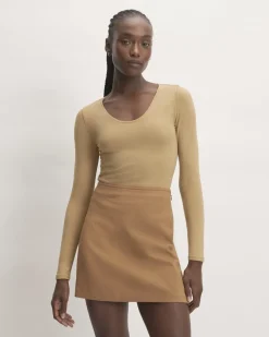 Everlane Tees|Long Sleeve Tees*The Supima® Form Ballet Neck Tee Tiger's Eye