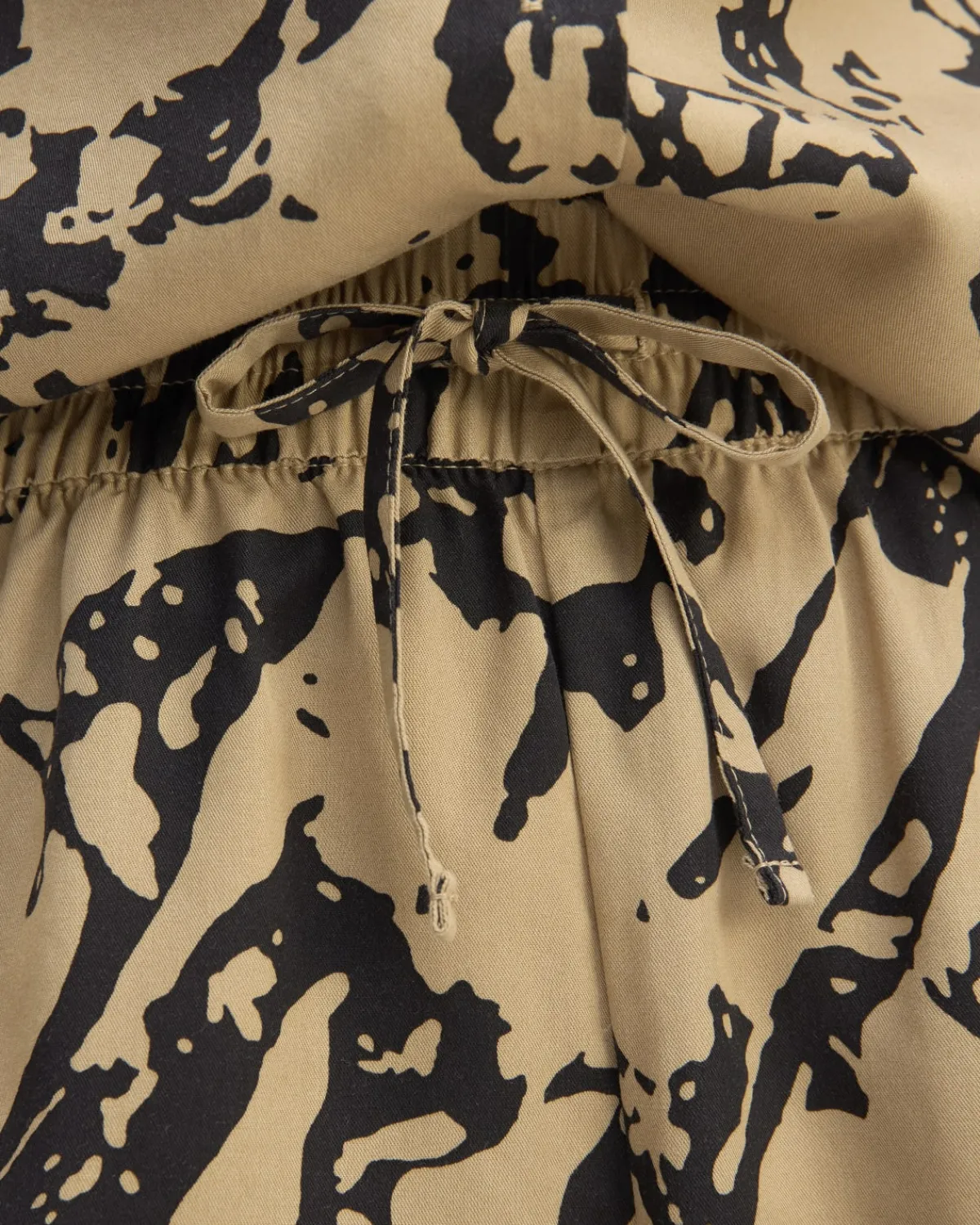 Everlane Shorts & Skirts*The Vacation Short