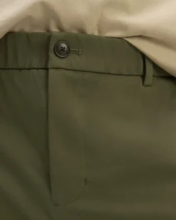 Everlane Pants|Pull-On Pants*The Weekend Performance Chino